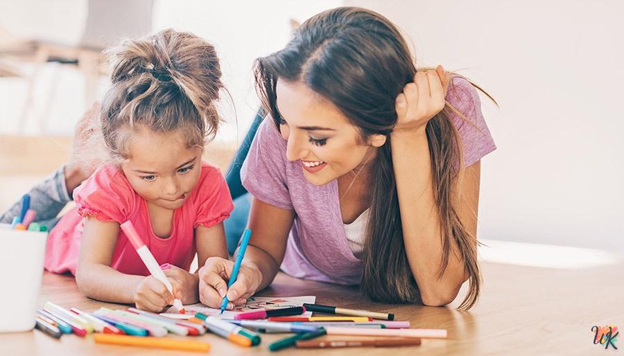 Colorare sul posto di lavoro: sollievo dallo stress o distrazione non professionale? 1 mom and daughter coloring